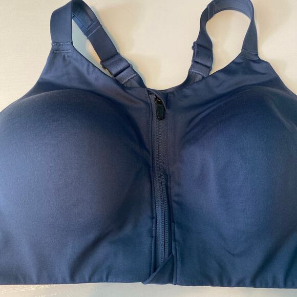 CALIA by Carrie Underwood Other - 36E Calia Sports bra by Carrie Underwood